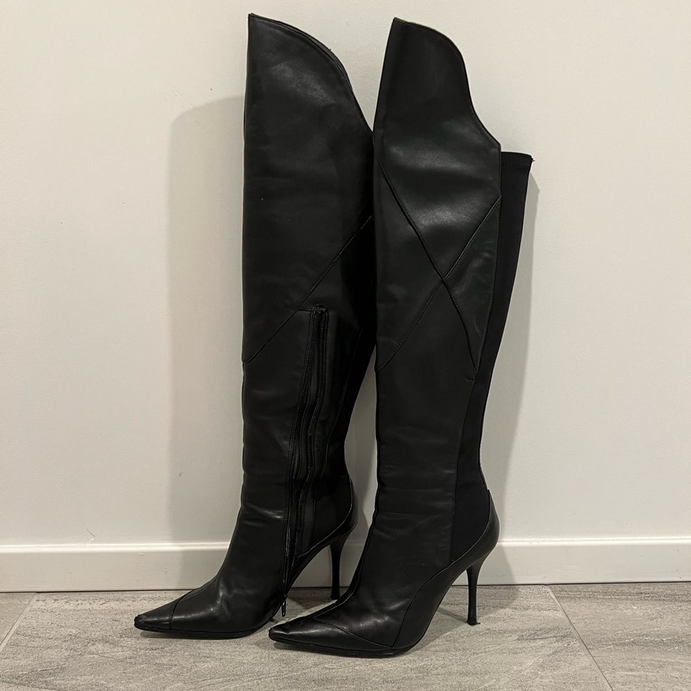 Fredericks of Hollywood Tall Black Lether Boots